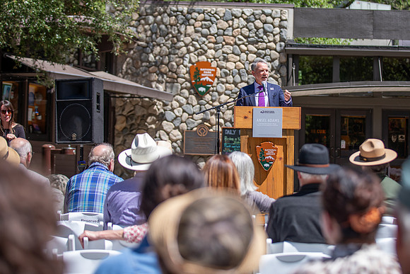 031 - Ansel Adams Stamp Ceremony