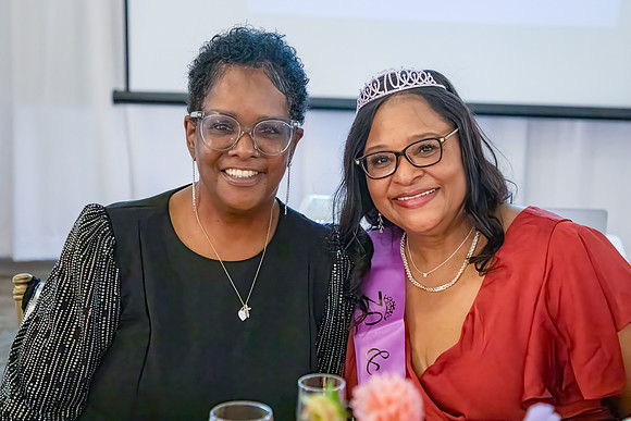 097 - Marylon's 70th