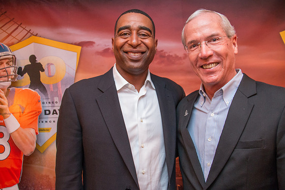 105 - Stanley Black & Decker Dinner with Cris Carter