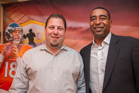 107 - Stanley Black & Decker Dinner with Cris Carter