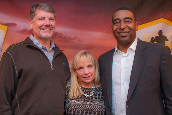 108 - Stanley Black & Decker Dinner with Cris Carter