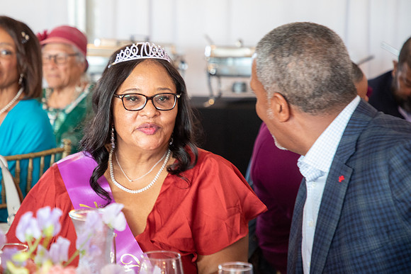 077 - Marylon's 70th
