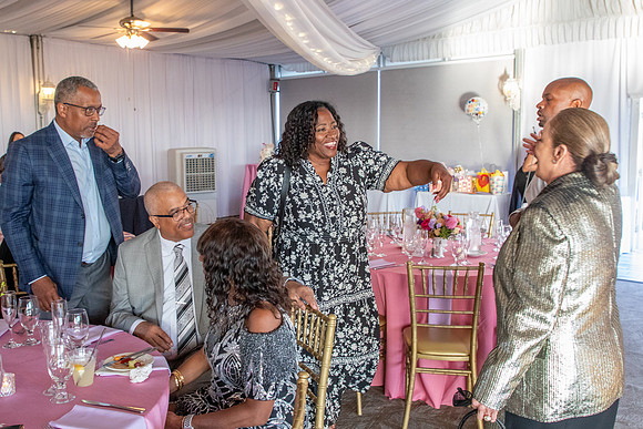 063 - Marylon's 70th